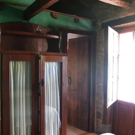 Casa Rural La Catedral De La Montana * Lois (Leon)