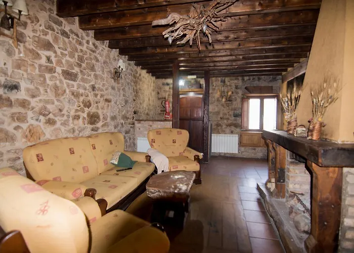 Casa Rural La Catedral De La Montana * Lois (Leon)