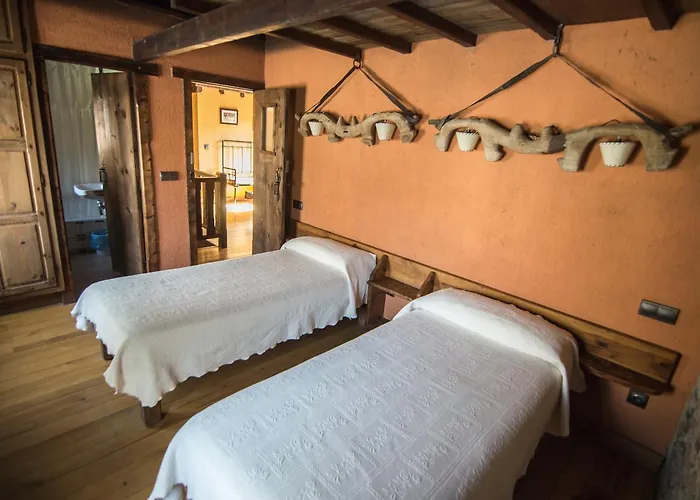 Casa Rural La Catedral De La Montana Kır Evi