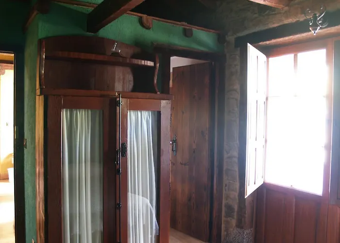 Casa Rural La Catedral De La Montana * Lois (Leon)